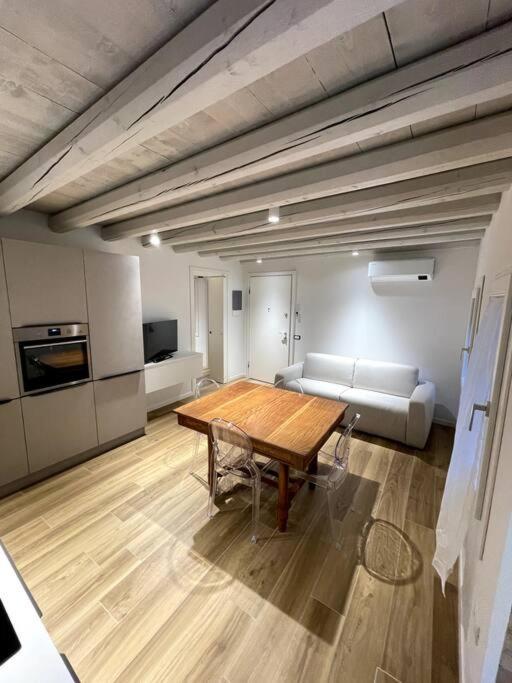 Antico Rudere Luxury Apartment คิออกเจีย ภายนอก รูปภาพ